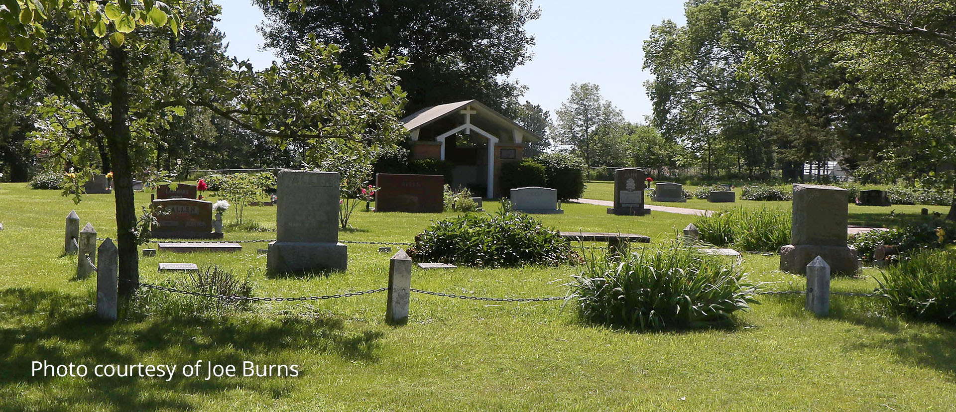 Allen Pioneer Cemetery gravestones